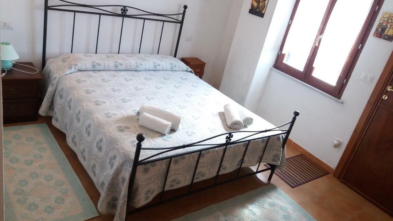 Mores Agriturismo Sa E Padedda מראה חיצוני תמונה
